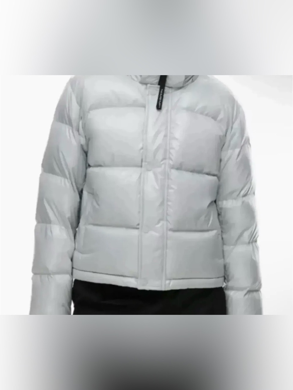 Aritzia Pearl Grey Super Puff Shorty